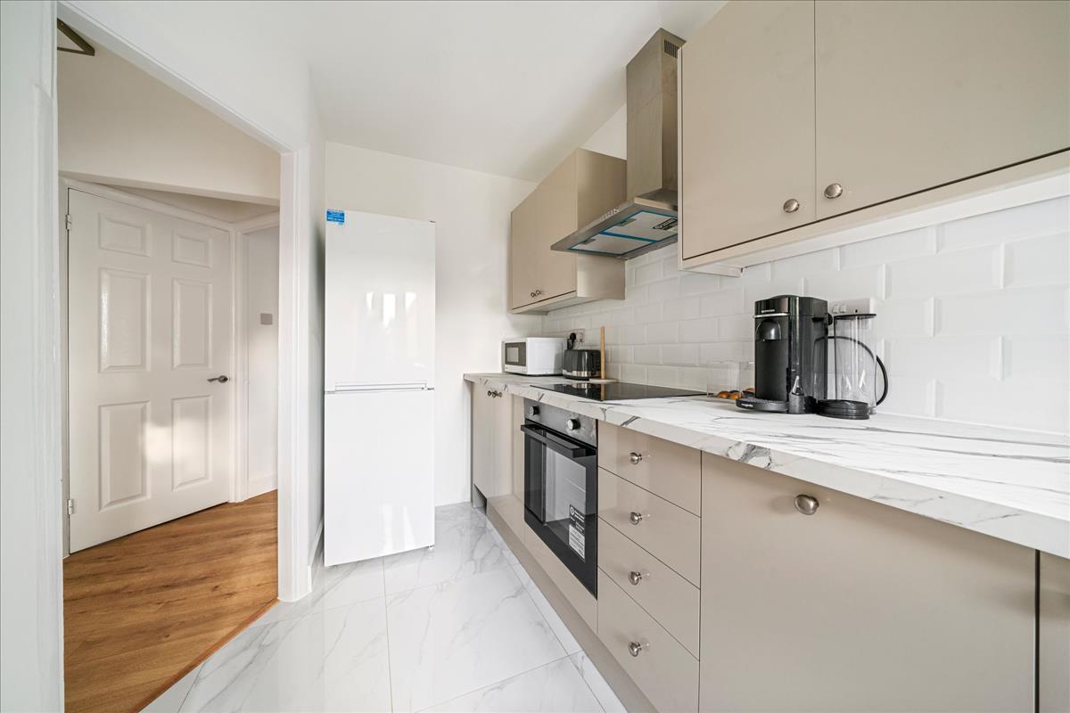 Property Image a5e6e03d-e2f3-45ec-9f19-c8aadf99b800