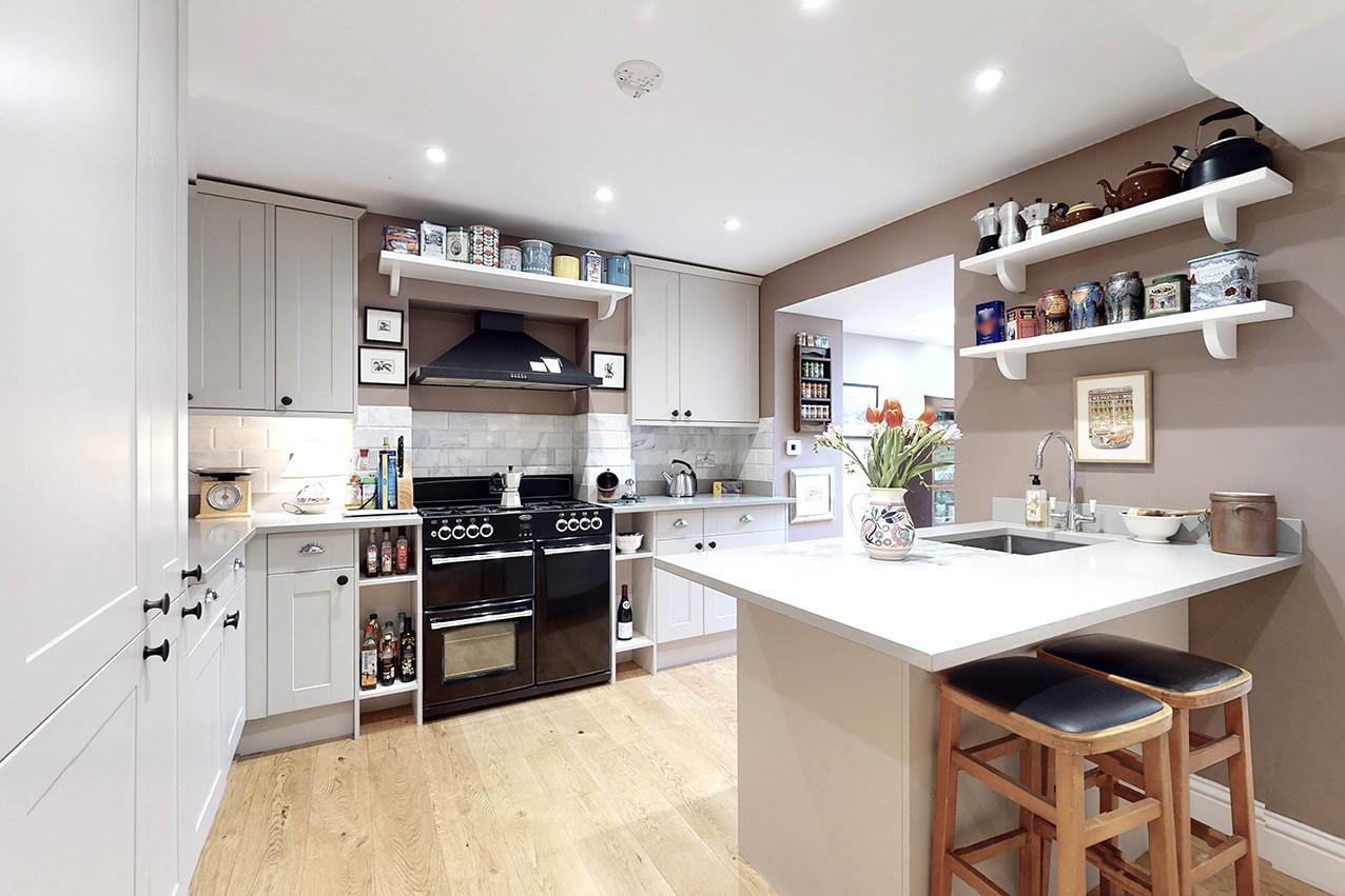 Property Image a5f00eee-7b34-4034-93b8-e06b80d1ea55