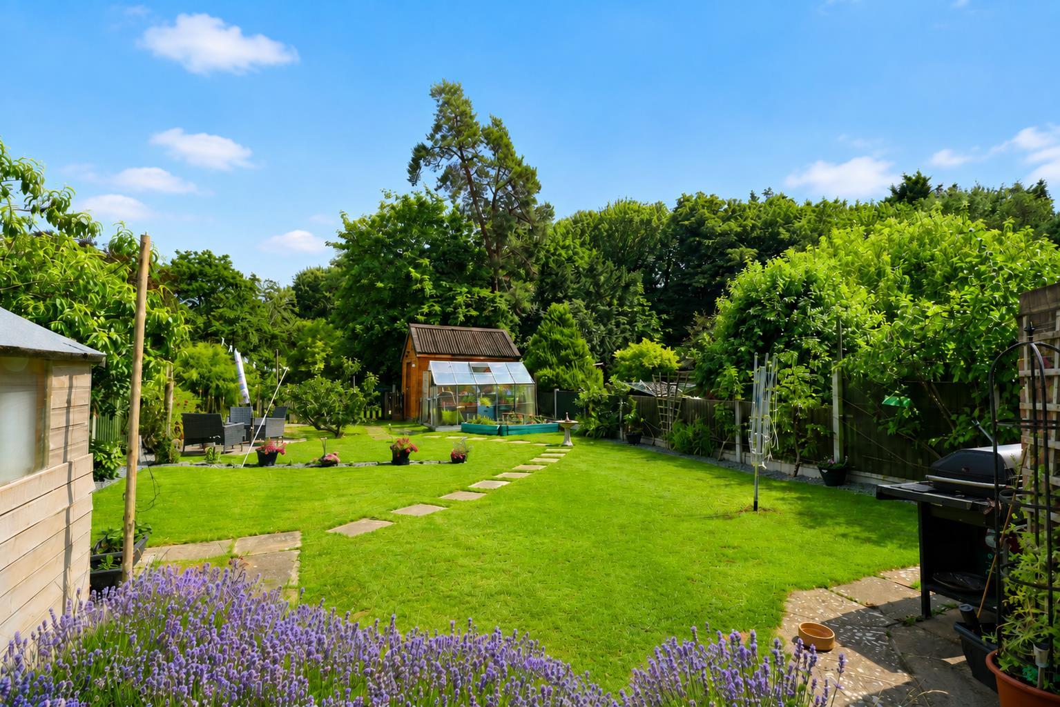 Property Image a60c1e94-aa35-4176-848b-0008075658fe