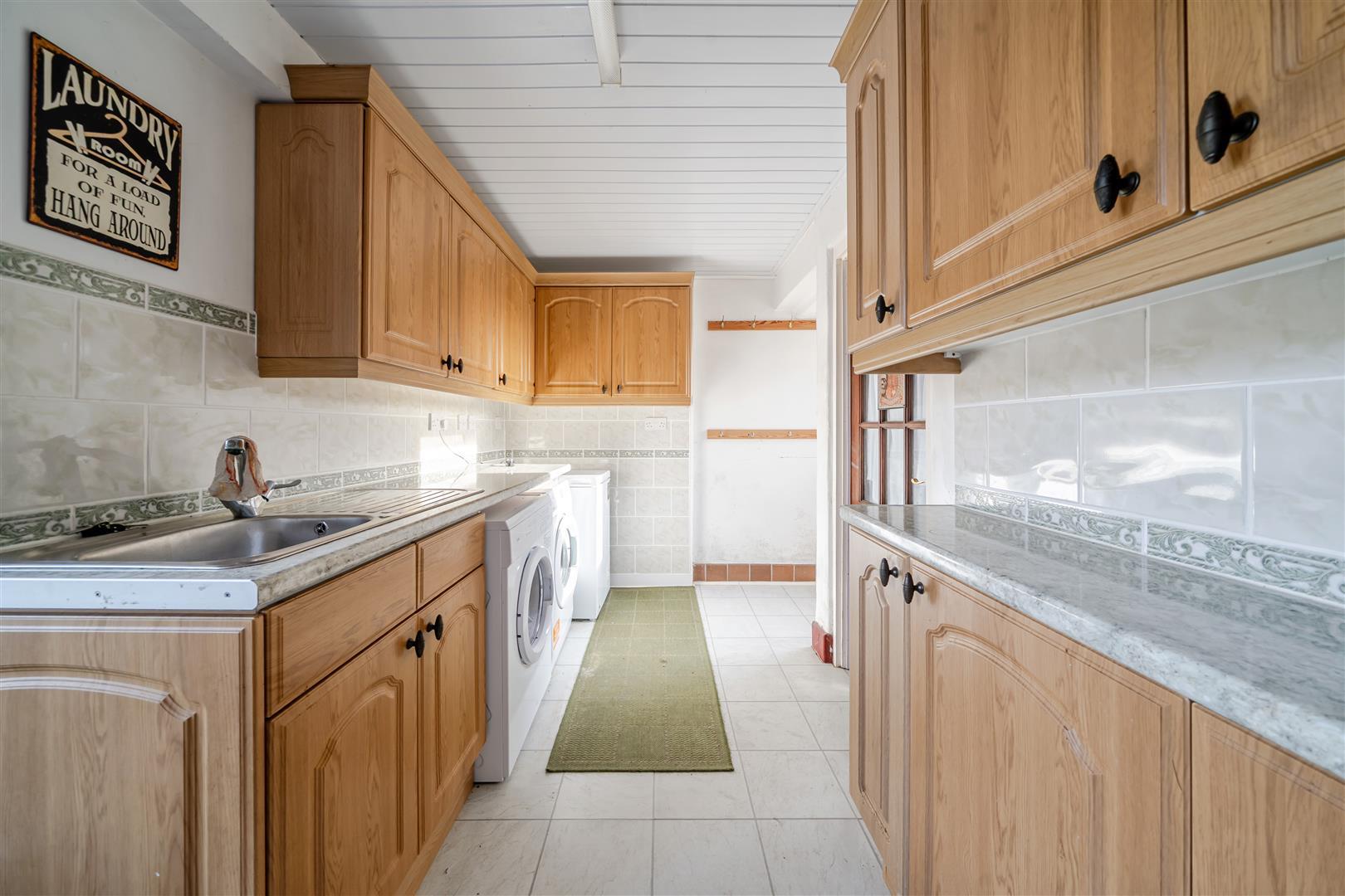 Property Image a6200862-8284-4a61-9a90-49d7fd9b053b