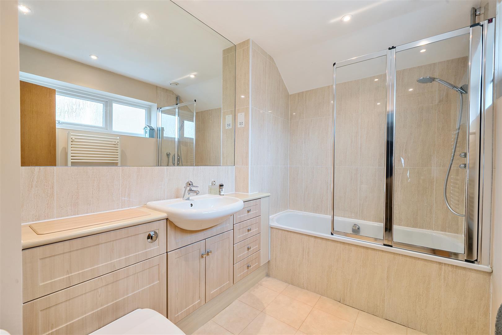 Property Image a631e518-e159-4372-a9ed-cb5c2fd35087