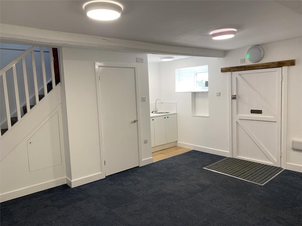 Property Image a64cb096-d565-405b-9107-2b8146ac6533