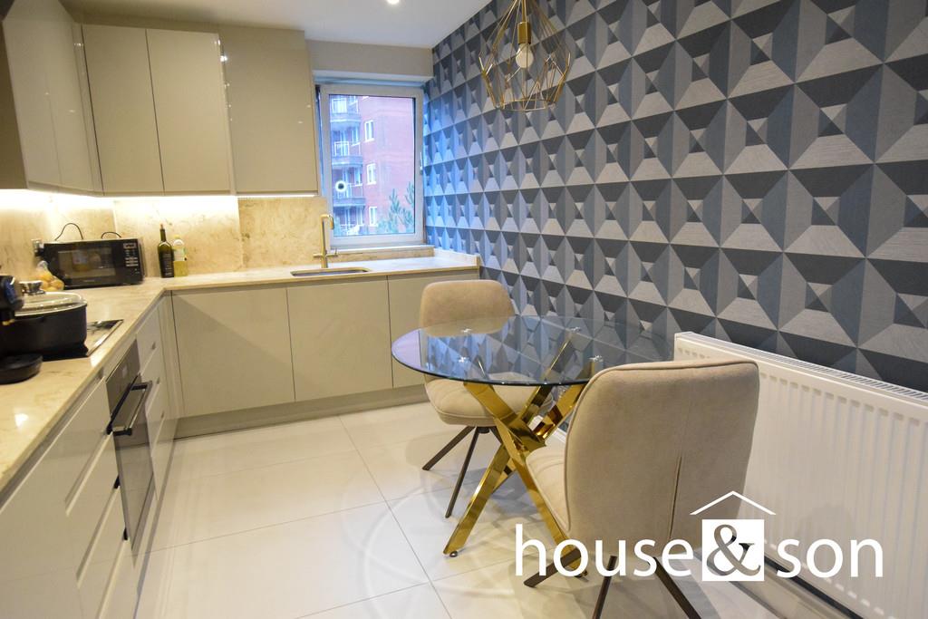 Property Image a65406d8-7d5c-422e-8dd5-75b3292f70ad