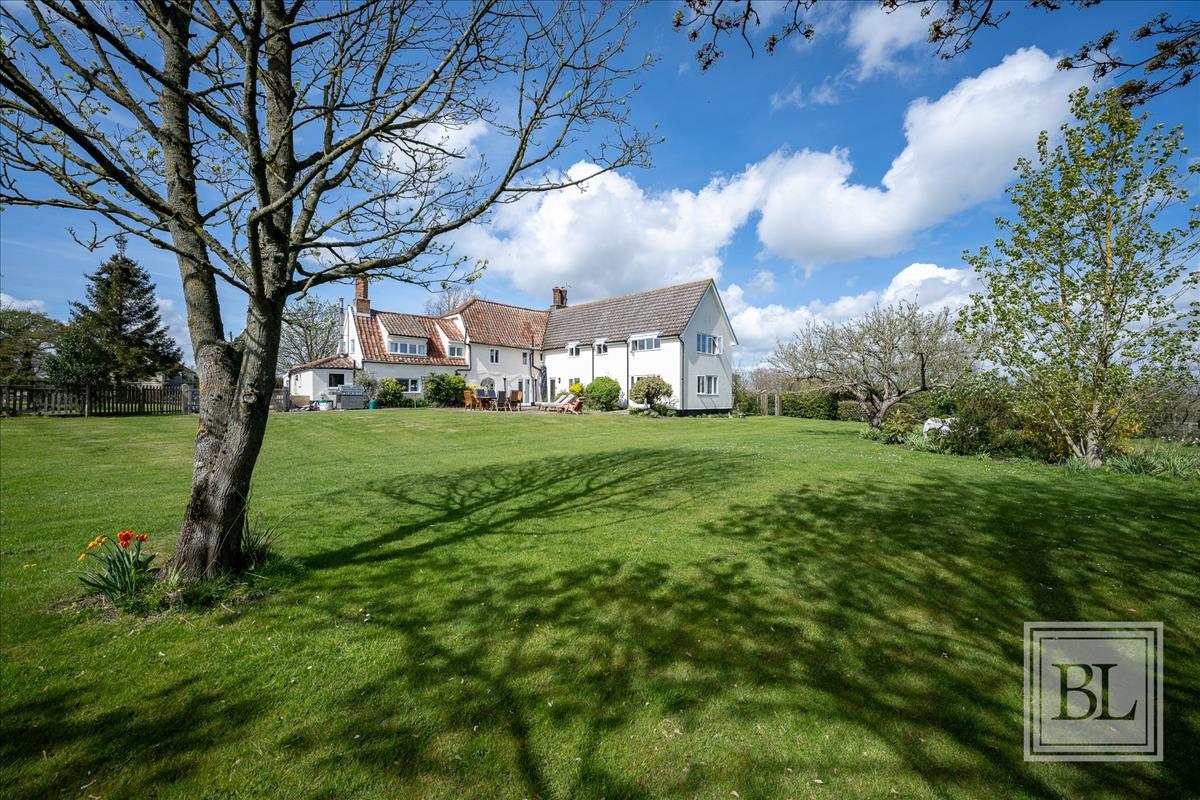 Property Image a655db3a-55ec-4c27-9c47-016961bcd3ca
