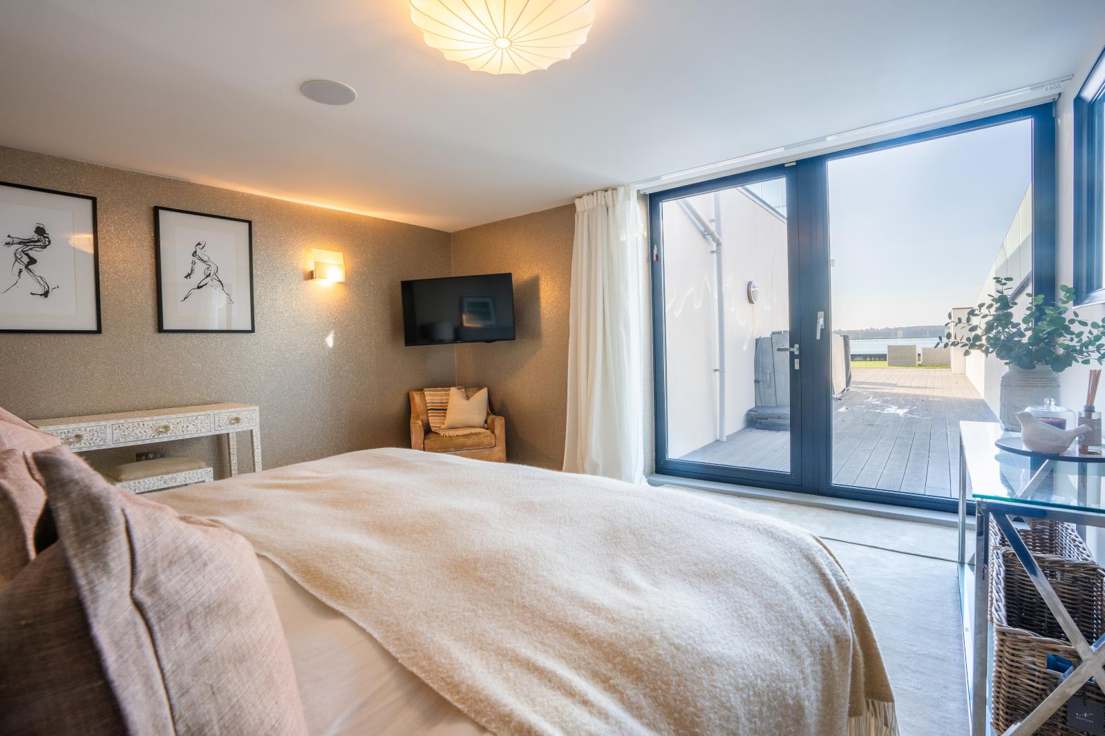 Property Image a66a25f0-b73d-490f-9309-c33c91a82376