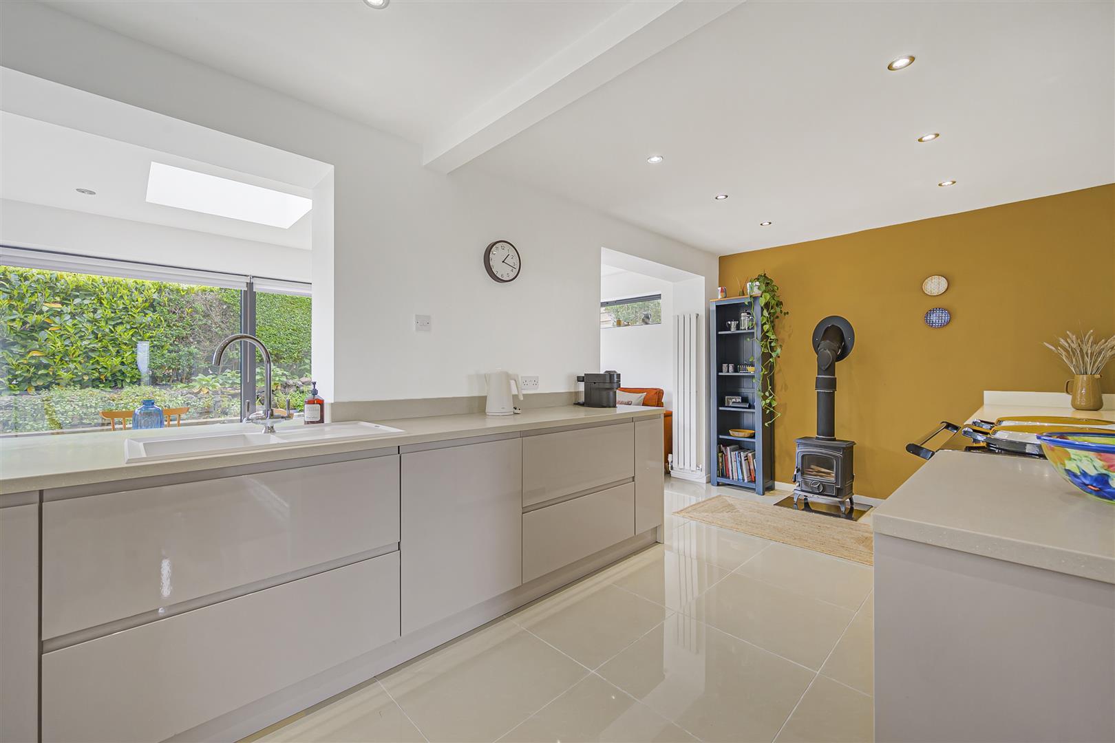 Property Image a66d37f2-2cb9-4d31-8d8e-319b47e4ed8f