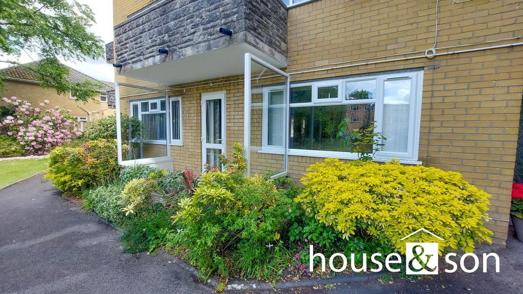 Property Image a6745728-1c7c-4084-8987-e9a67ef35907