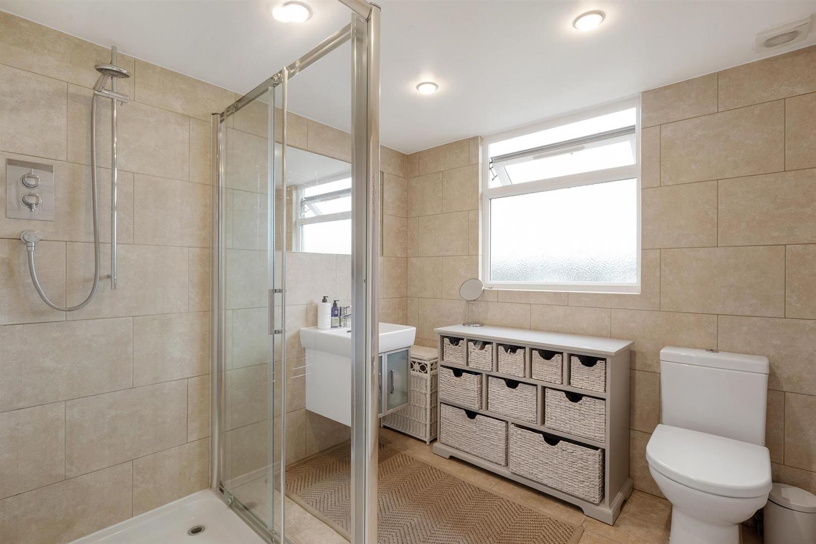 Property Image a6886bc6-1656-45da-84c3-75bc256fce2a