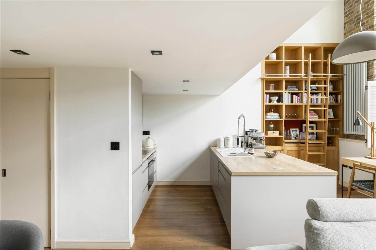 Property Image a68fb394-a393-497f-820f-429b2383c46d