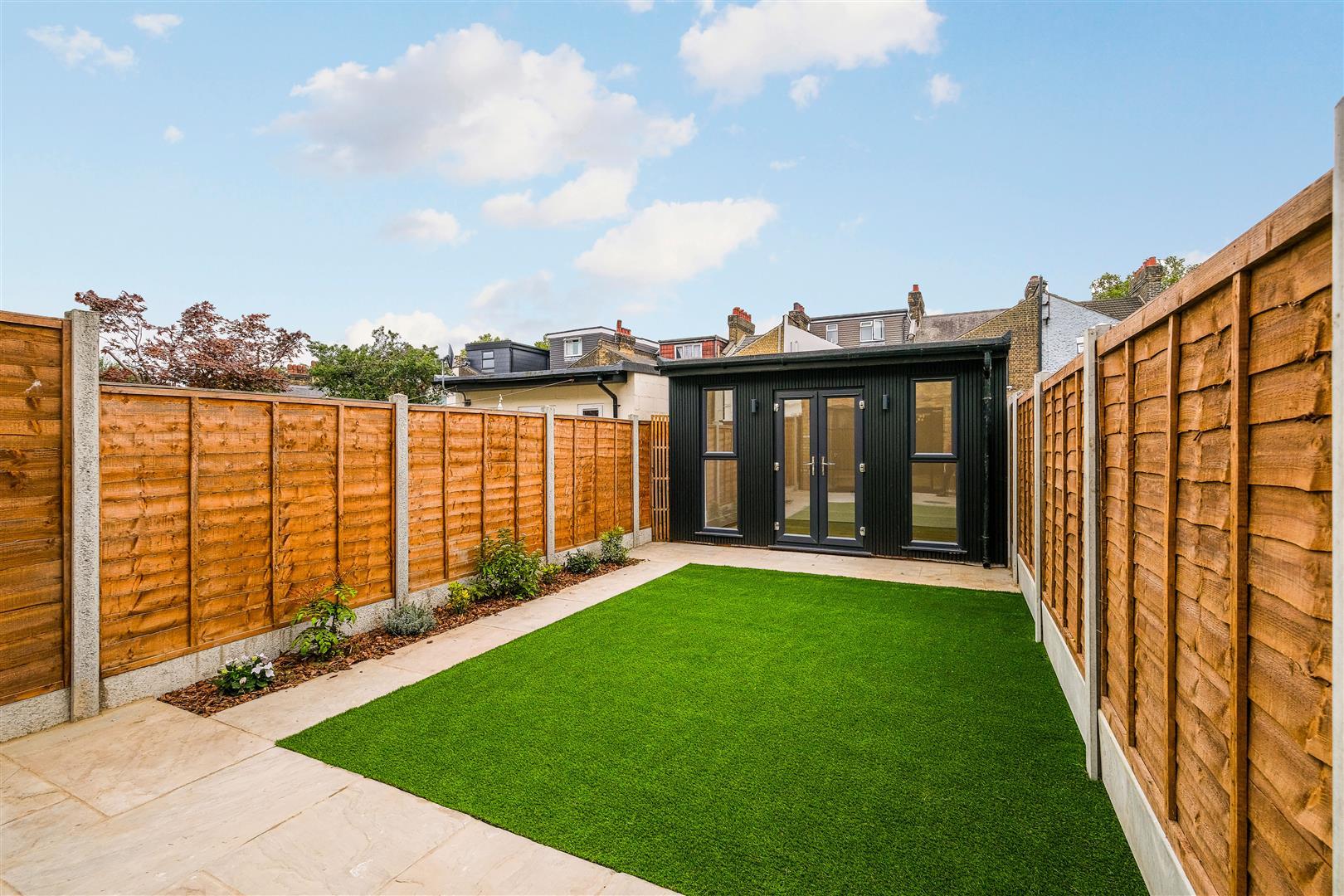 Property Image a69c3c9a-e3a9-43a9-903c-abb8dfbc8ceb
