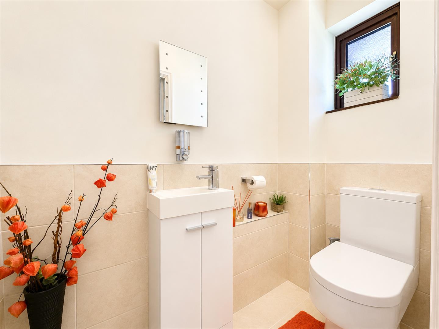 Property Image a6a8ad07-8990-4b80-8778-3273cc8f573c