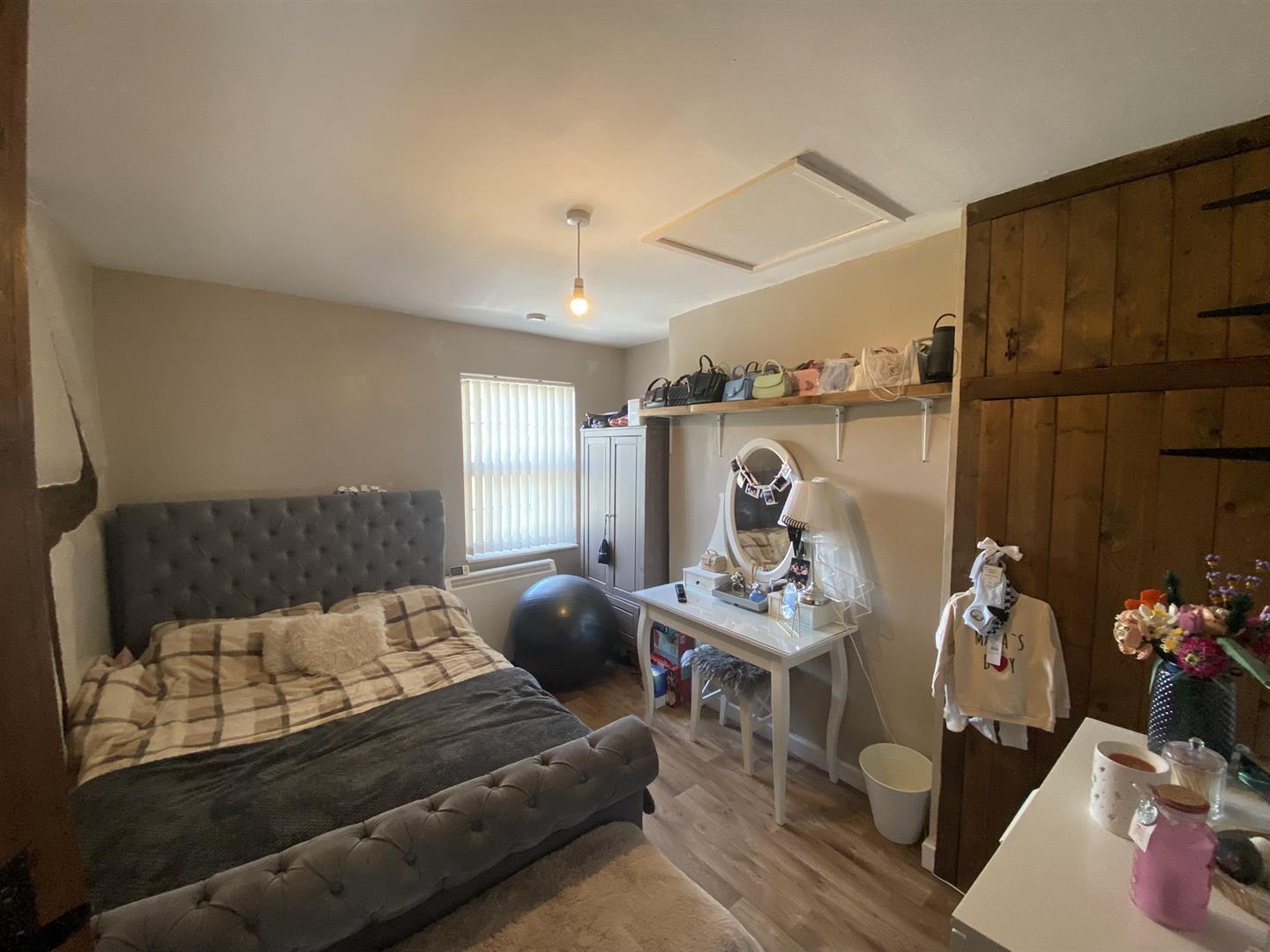Property Image a6bd11f6-723e-4584-b268-80ee1bd6003d