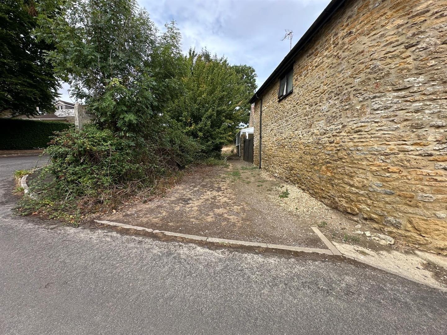 Property Image a6dbddc4-06f6-49db-b78f-bf43a50bd899