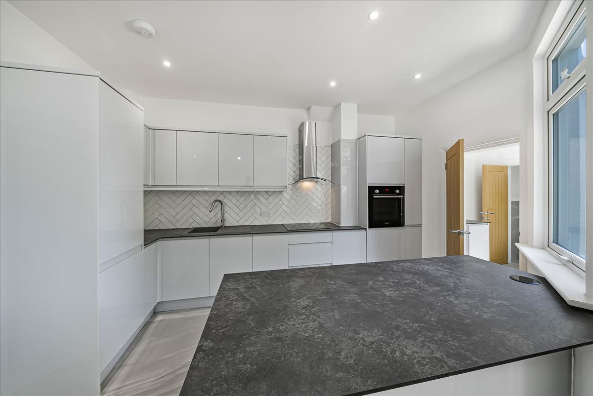Property Image a6e4d85d-57b6-4694-9870-4d63228d44f5