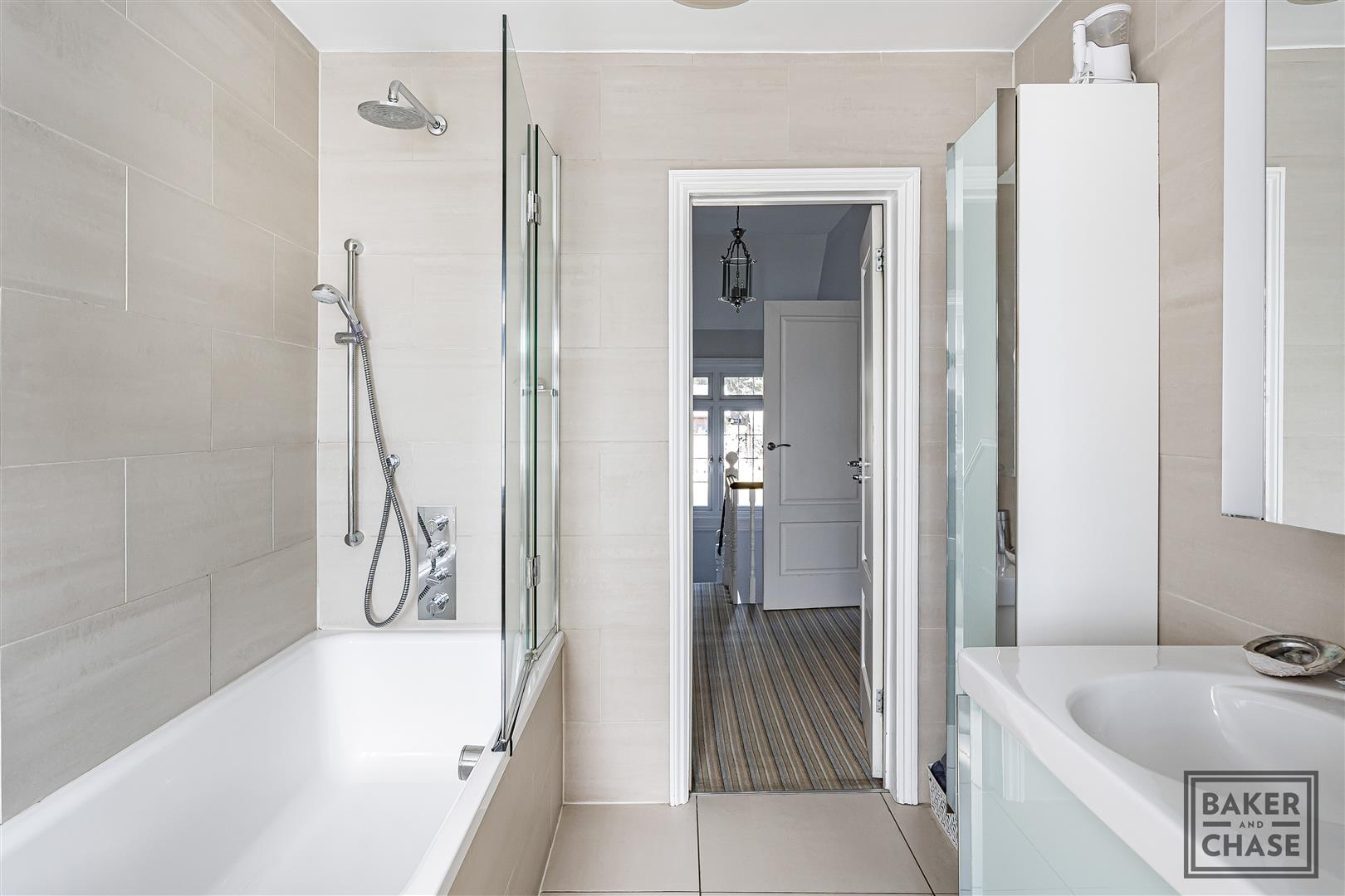 Property Image a6fd038c-4f60-40f2-b872-bb68d33b440a