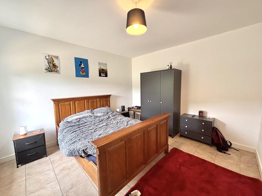 Property Image a7126711-e971-4e82-b57b-e797c44149c6
