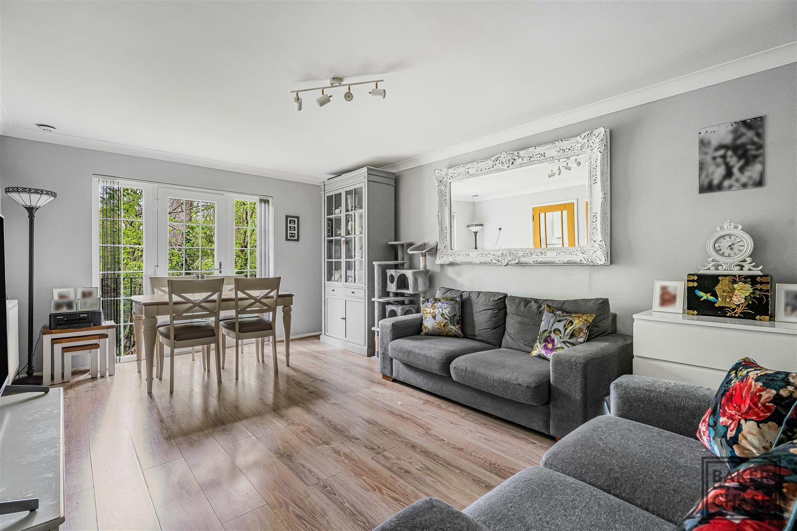 Property Image a714568c-0166-4bf0-92d4-4d6899829172