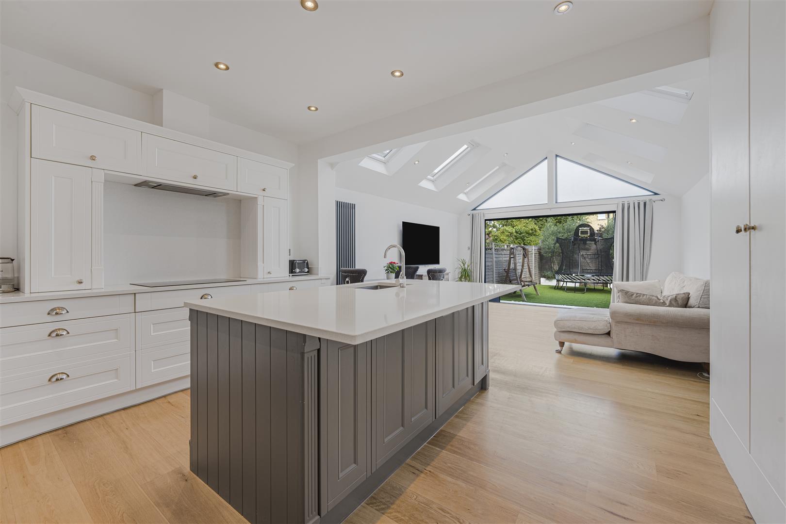 Property Image a71770fc-225d-476a-83c1-868172901cd3
