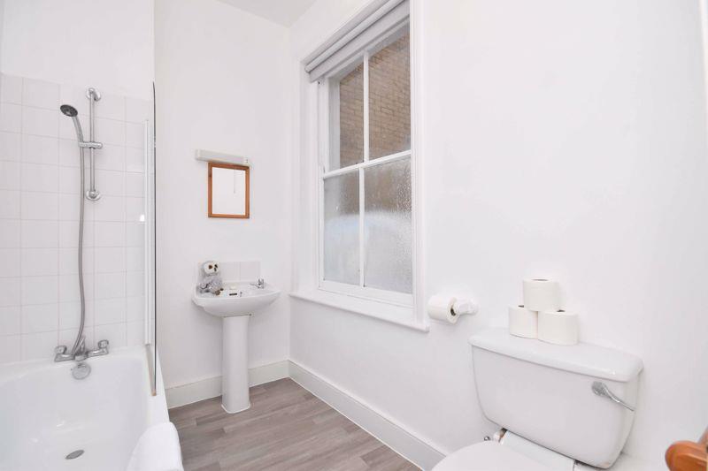 Property Image a7253332-2a85-4bc8-99ec-0a6d8b6bac8f