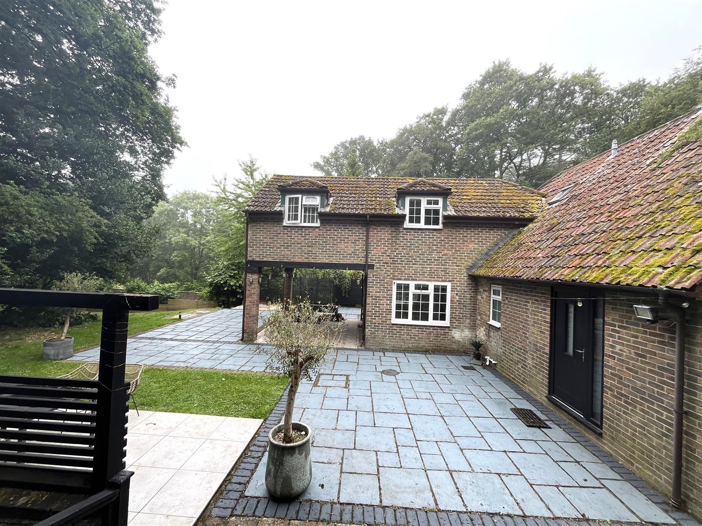 Property Image a72f3ed7-8f38-44fa-9fdf-8f9b6c8471da