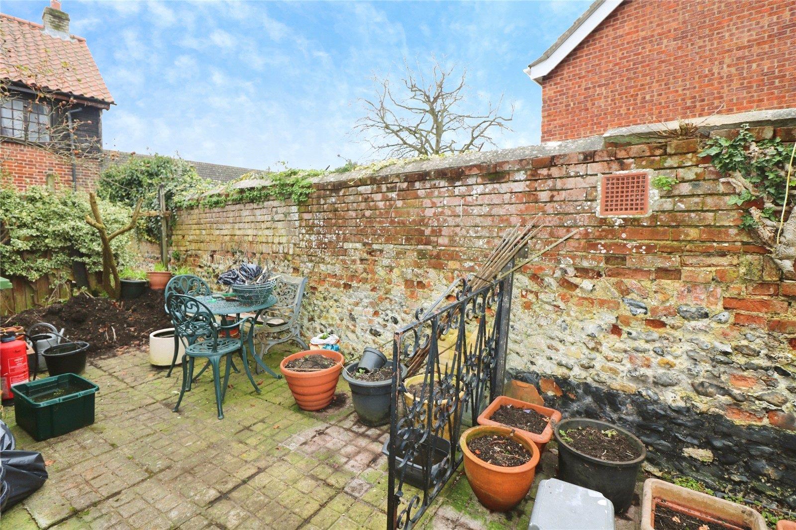 Property Image a734aed1-f921-48b8-b47b-4c7fbc7ecc77