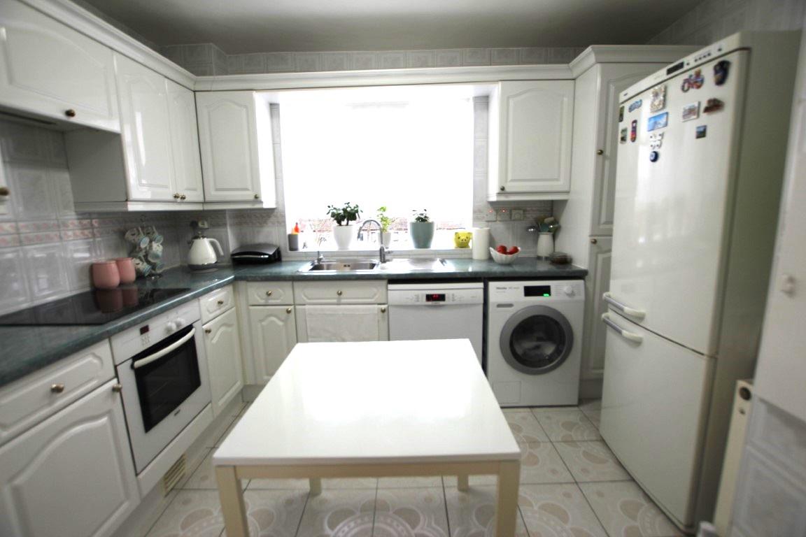 Property Image a742a02e-9dc9-40ce-a071-55fef041706c
