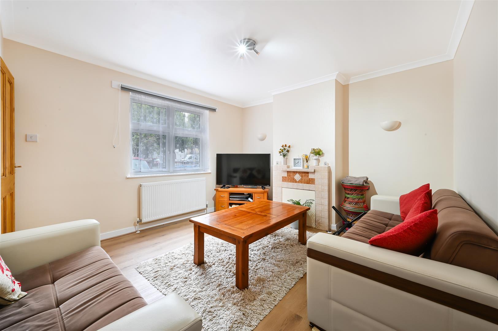 Property Image a75523bb-2166-4e76-9a86-9ea58df8fabc