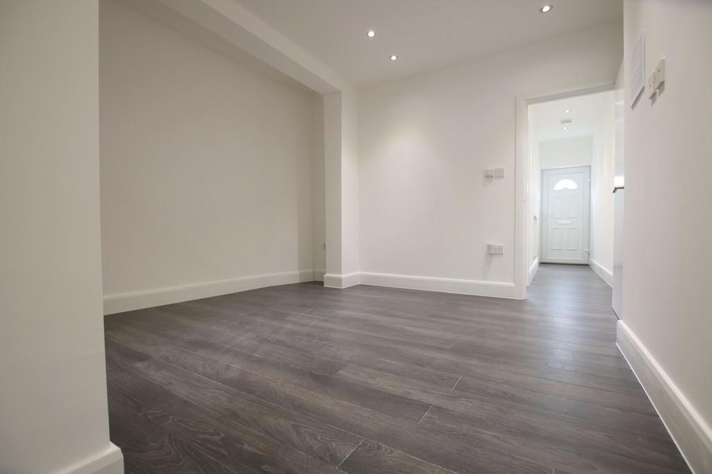 Property Image a7690221-f07b-465e-87d6-43917b2001c7