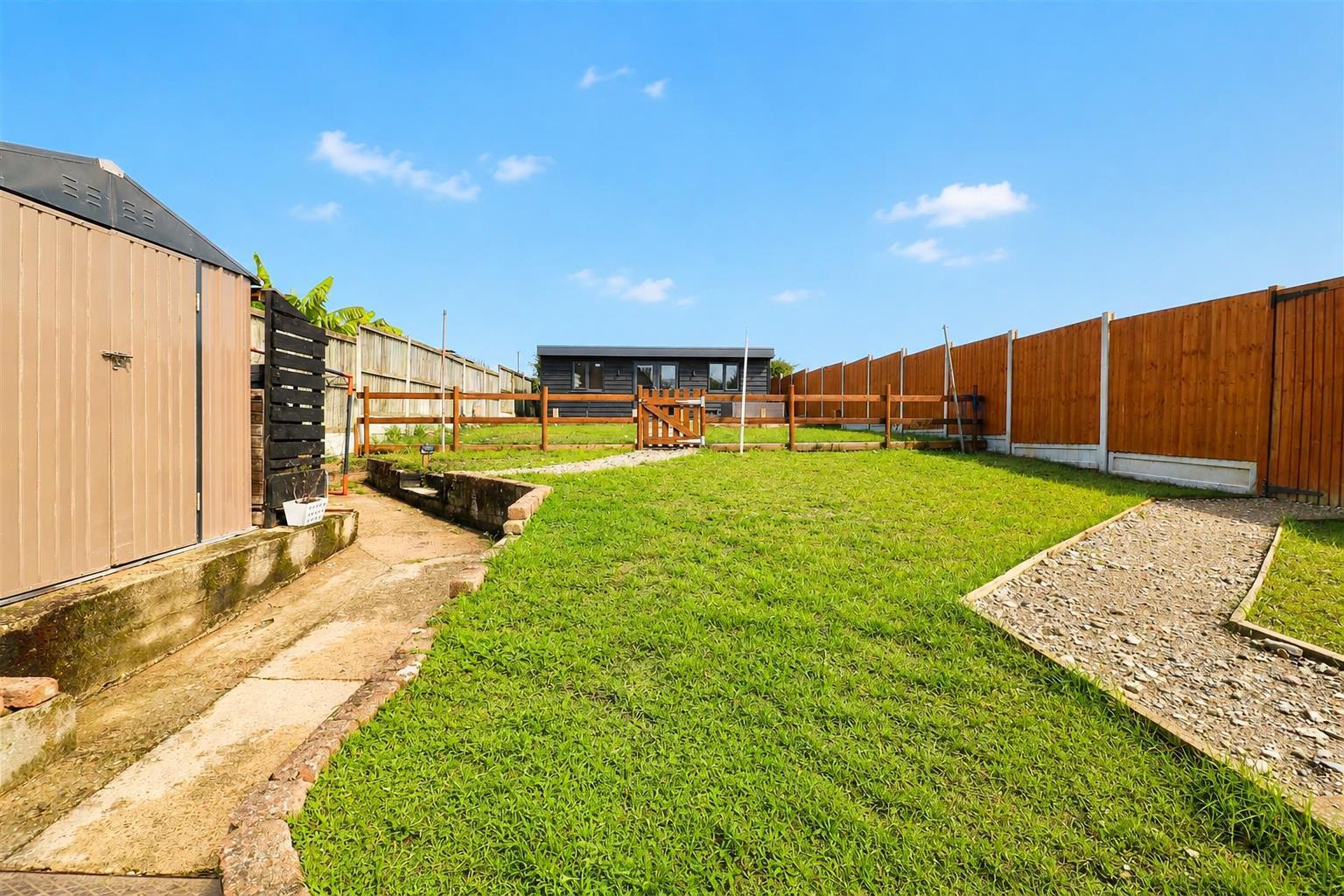 Property Image a78c60ae-c0e5-4f82-8d1d-1d68dbc87157