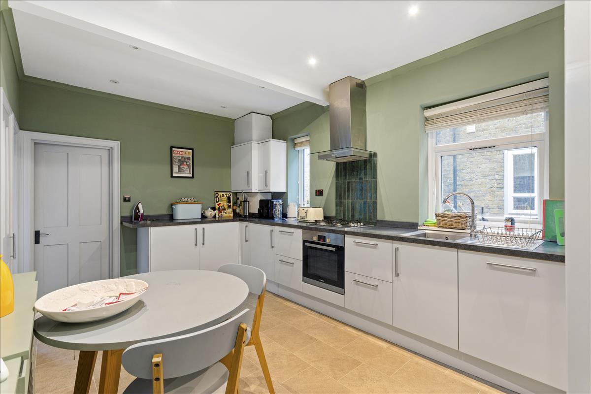 Property Image a7933891-c028-4482-a528-5bd354e7ae09
