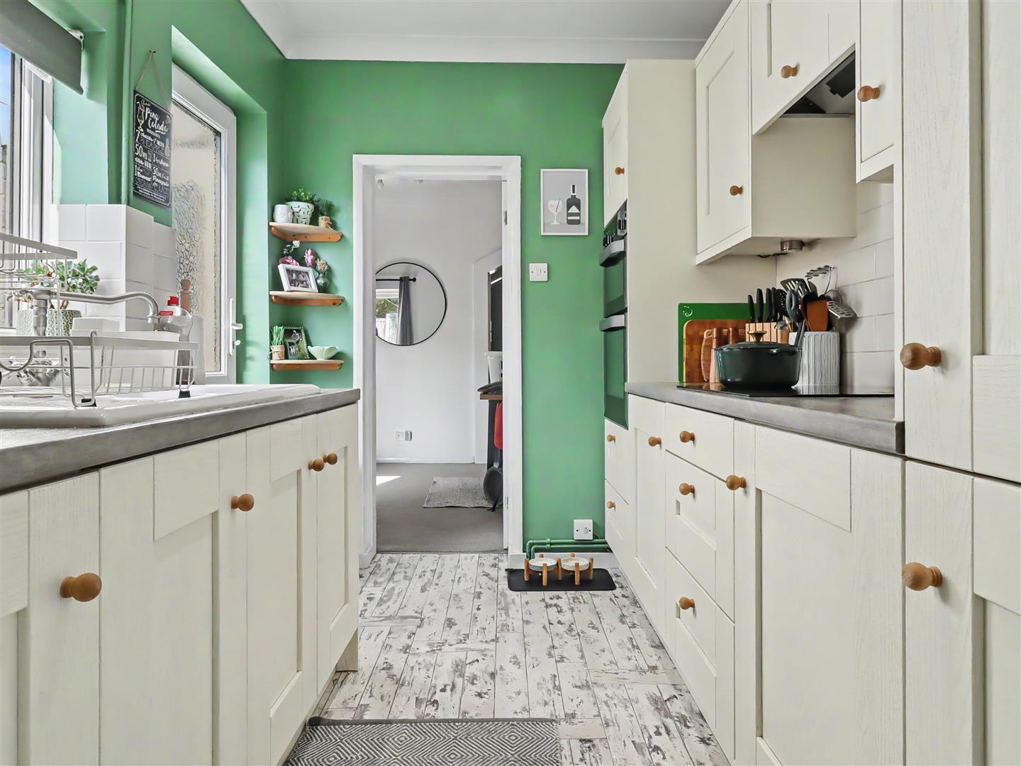 Property Image a79fe006-1d5e-40fa-8000-8eef8268db12