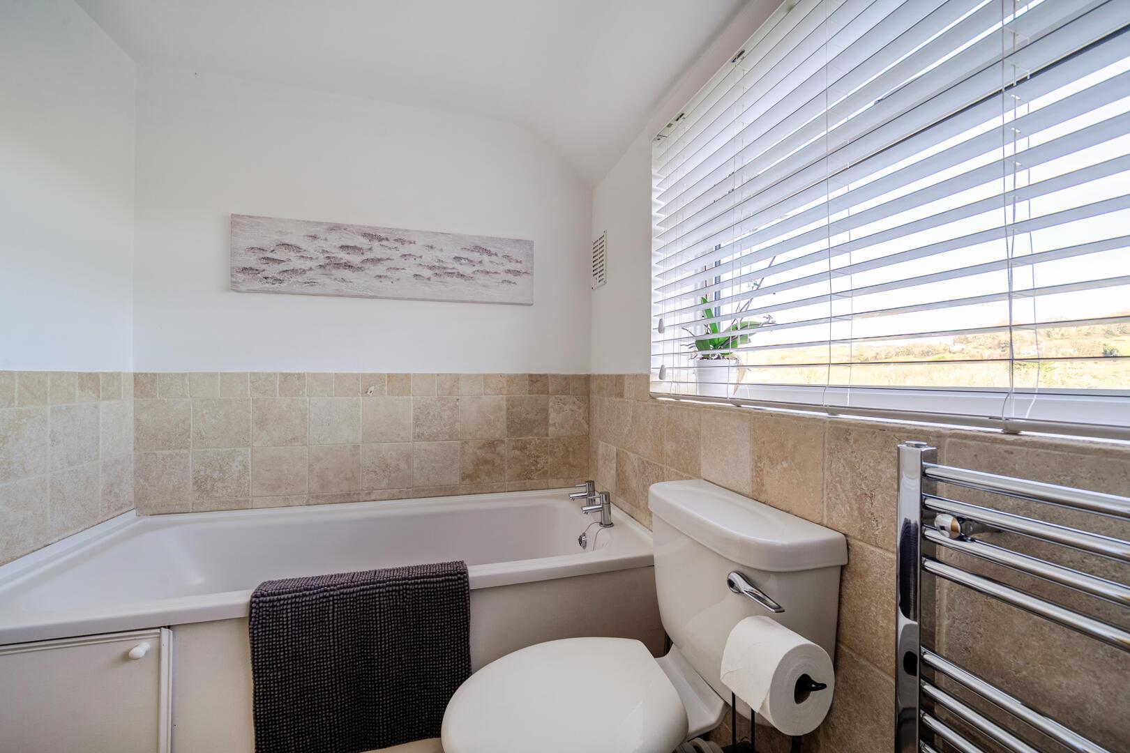 Property Image a8019f7b-d90c-4233-8d1d-184c1b0ddd7c