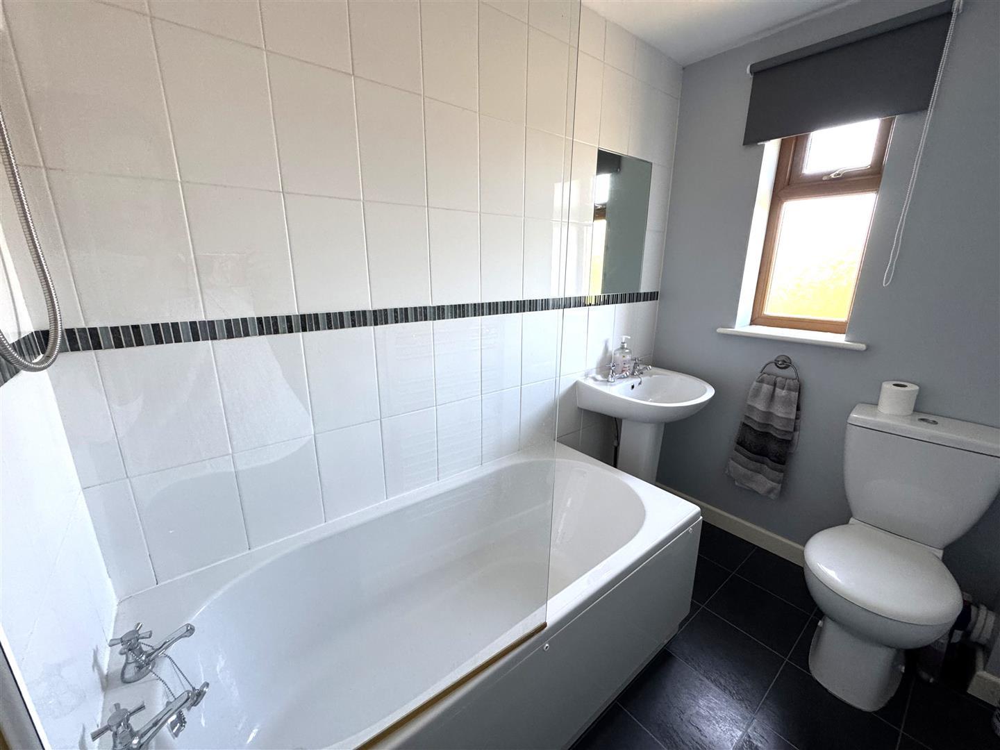 Property Image a8052368-42d4-4620-8daa-4817cf490c45