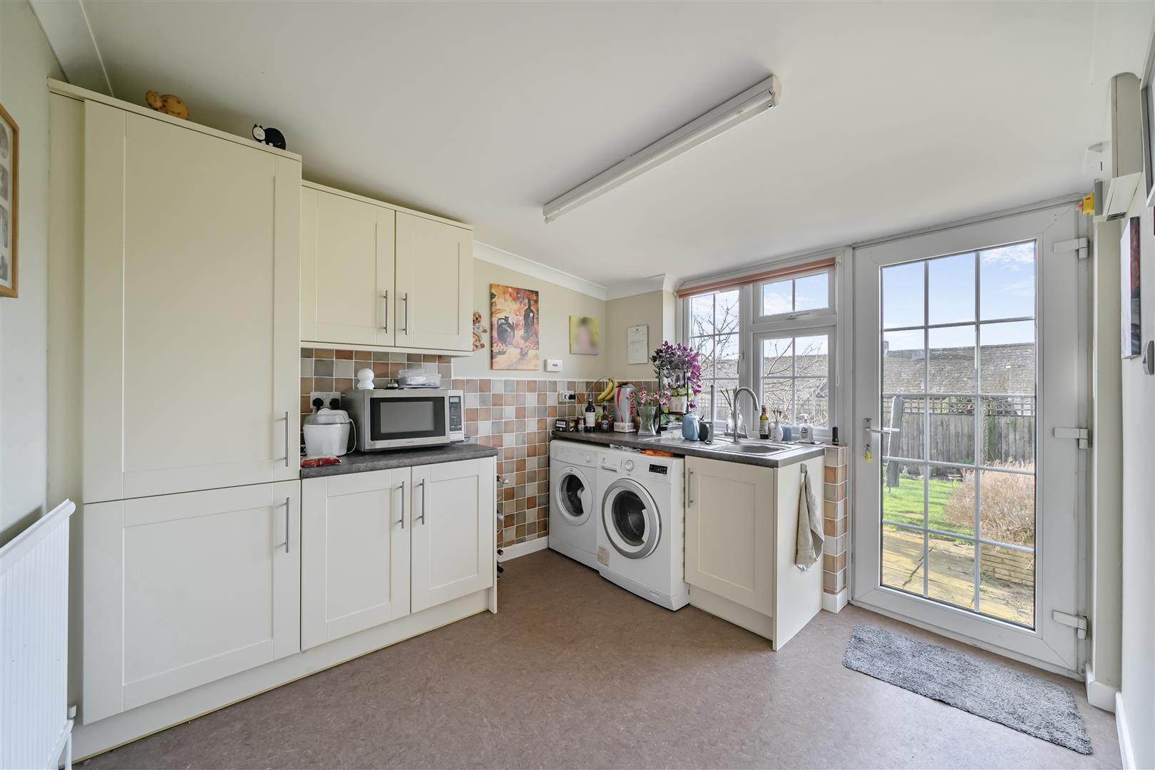 Property Image a80bd27b-9a9b-465d-a9a4-8f9db79e6eb8