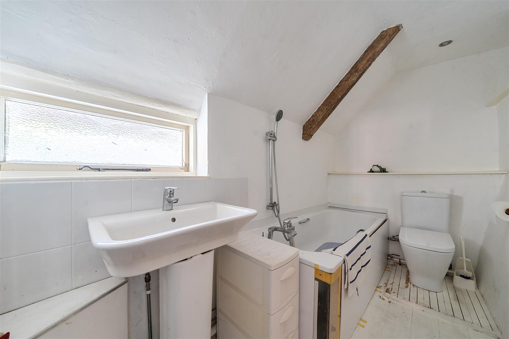 Property Image a8117e2c-6d35-48c0-8aea-c29571e32f5c