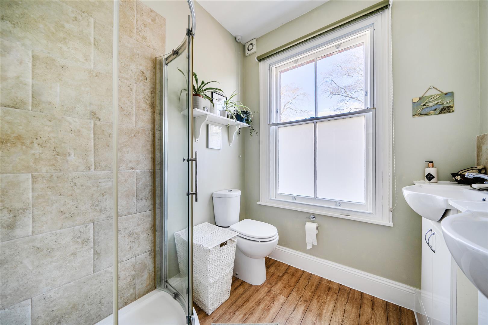 Property Image a826906d-56ad-46f2-ab45-59d650646050