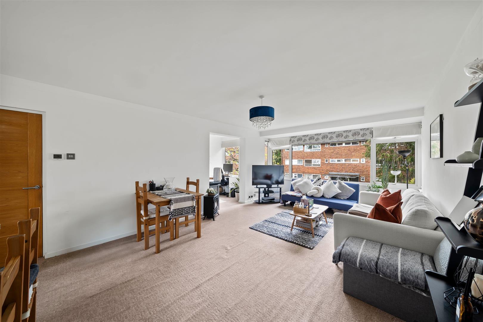 Property Image a8339824-d49f-422b-b3bd-d7d012acd46b