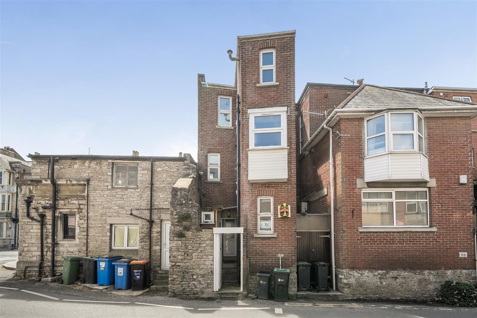 Property Image a8486523-f6d7-4162-b079-173b20d42c3f