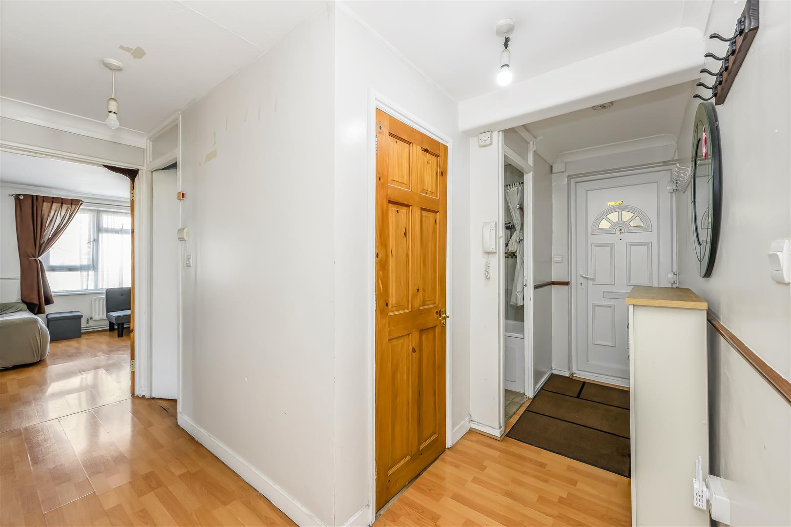 Property Image a8487c39-95d0-4232-a793-11788d1dea08