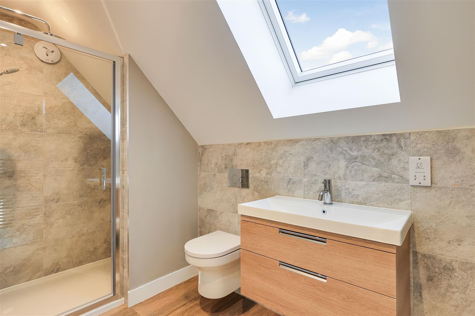 Property Image a8682bb4-1bf7-4523-8685-f40eaa18936e
