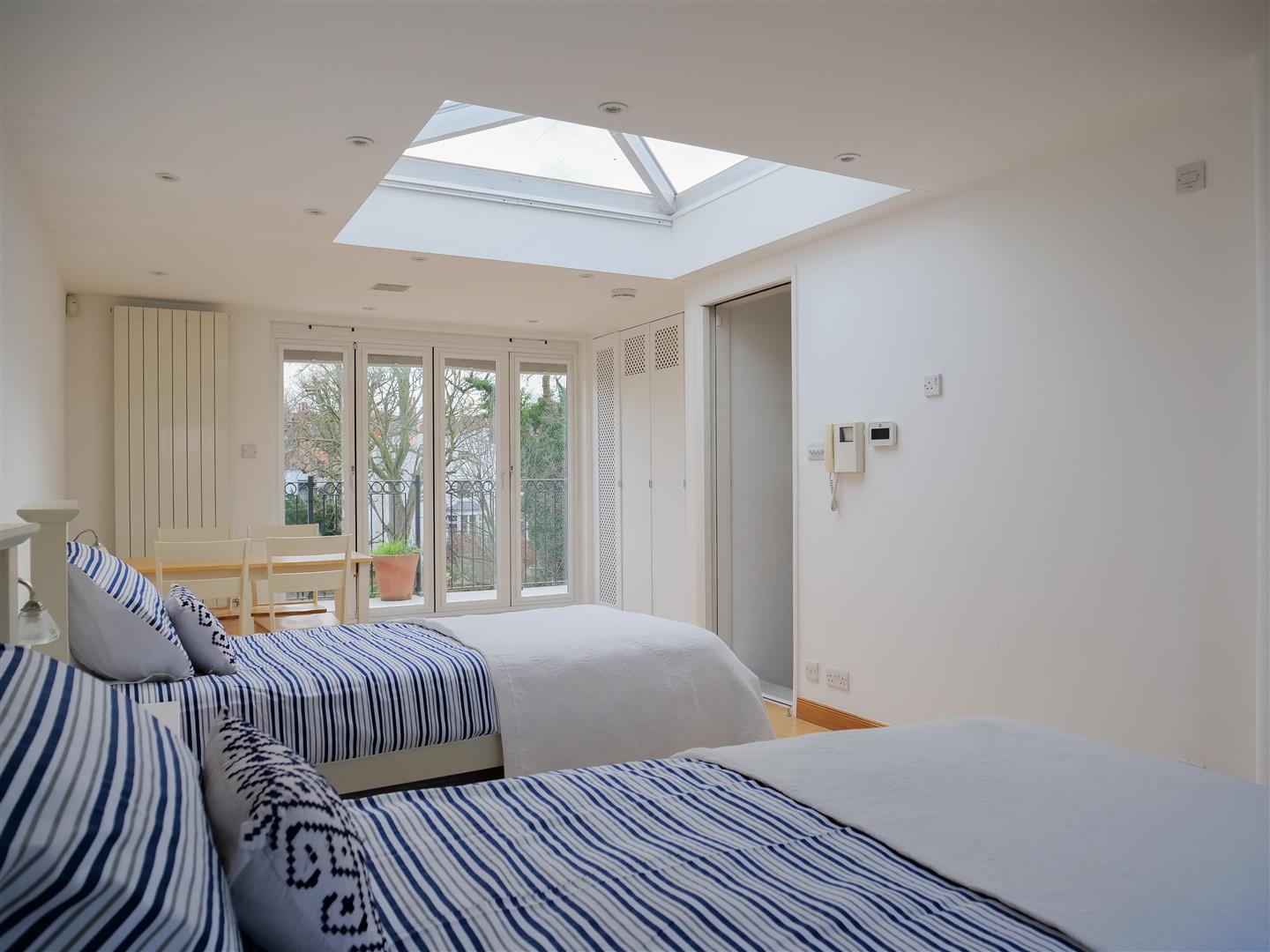 Property Image a86dbec8-c98a-45d0-967b-897ef25a1241