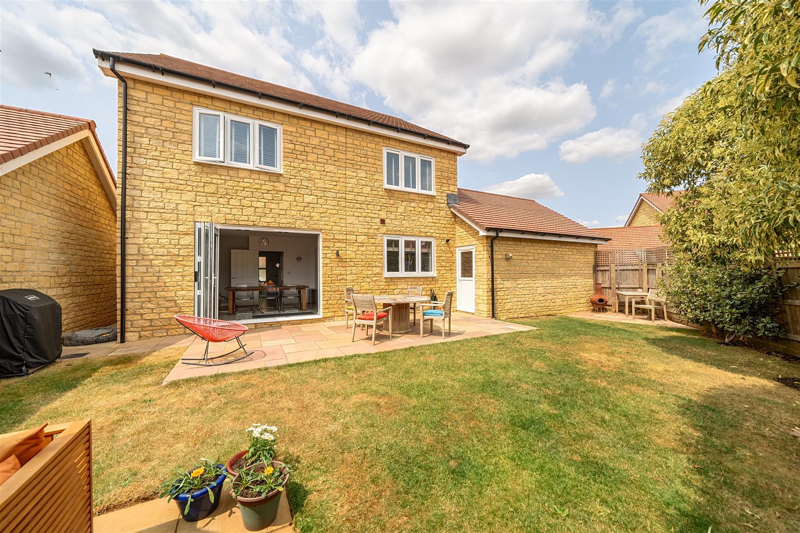 Property Image a8740001-fcd3-4ec8-af57-86edd87f1168