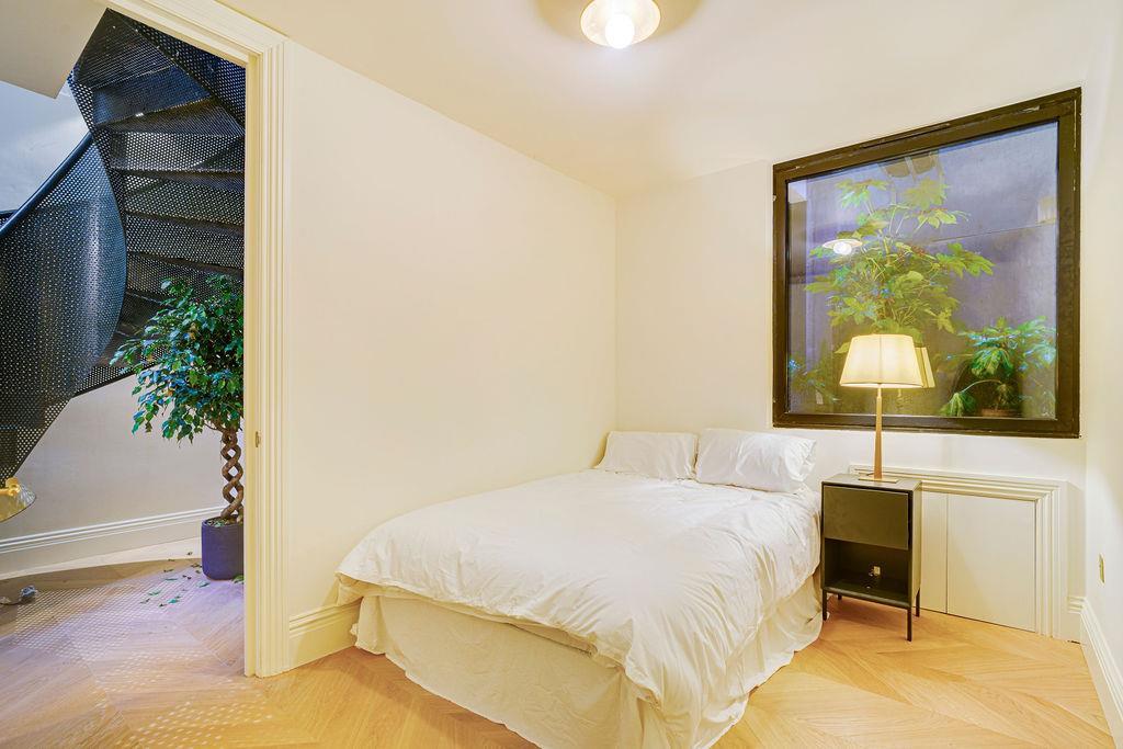 Property Image a882086c-5d53-4428-8546-6dbf1538ddc8