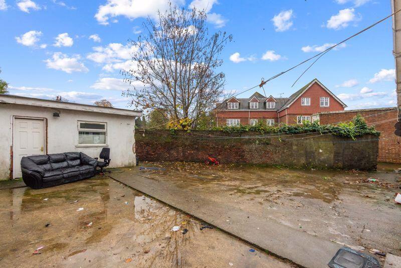 Property Image a897455a-0279-4fba-b2a1-8e055833605d