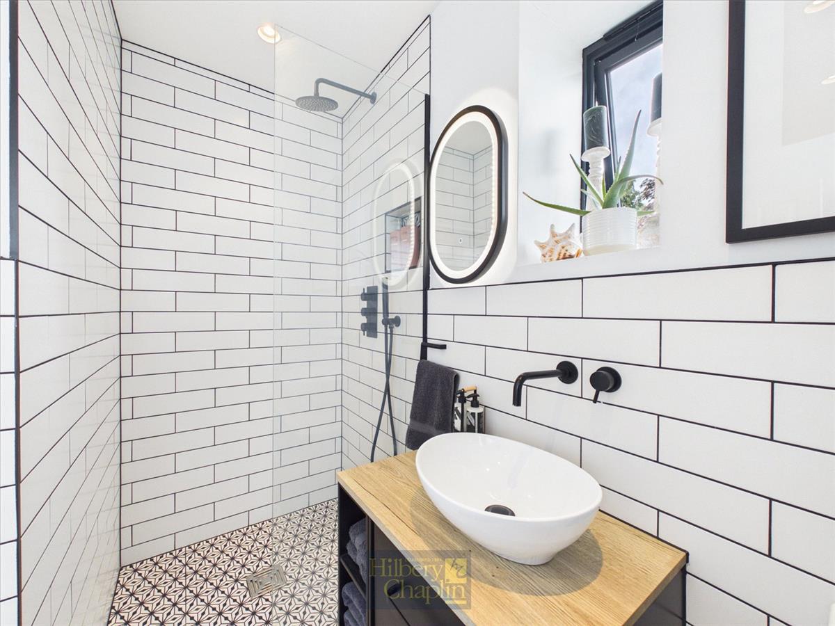 Property Image a8a9eeaa-bd88-4944-b9e6-330182297ae4