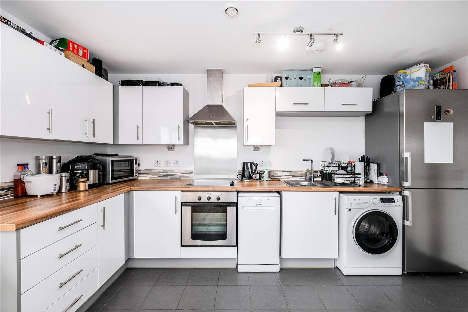 Property Image a8eab384-85ce-47c5-a22b-0f7d529d9c88