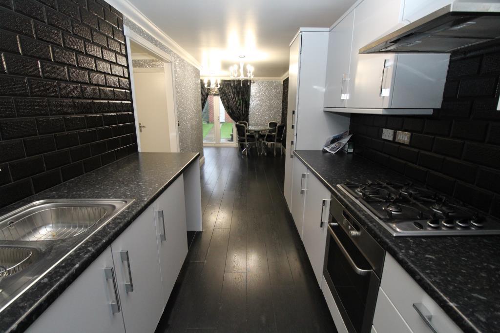 Property Image a8fcc5f9-2e1e-424a-bfc4-1ffc8cec33c2