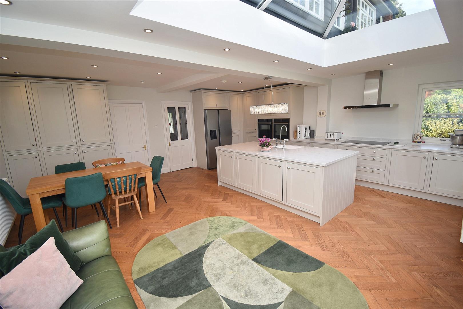Property Image a8fcd80c-d168-4ab4-b833-2e405afa4c3d