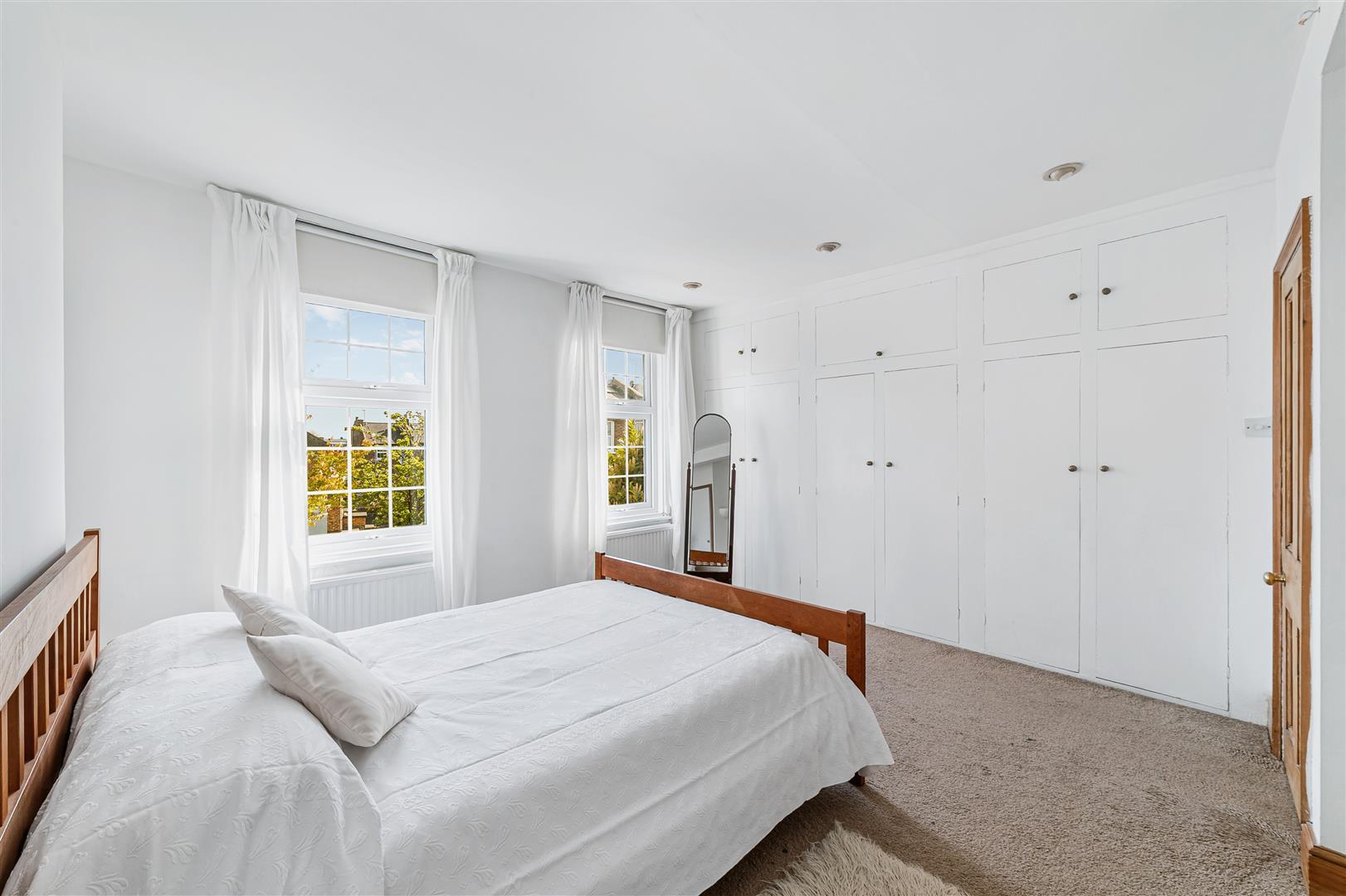 Property Image a902923f-46d3-4fb7-8326-c3749a554583