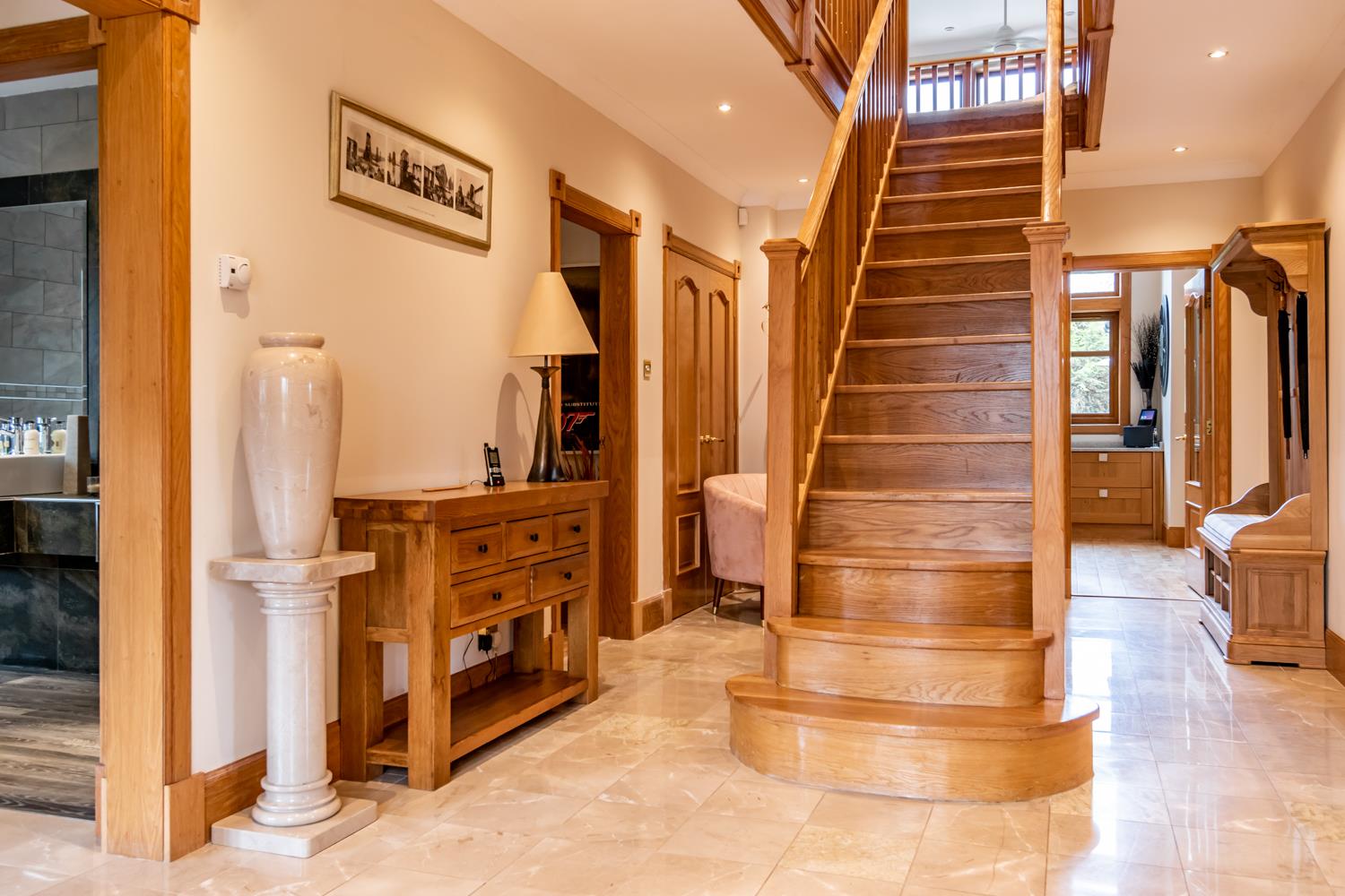 Property Image a923782d-2298-43a8-9a23-812dccae3062